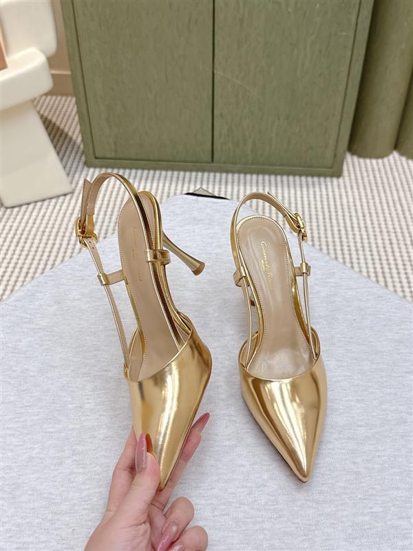 2025112810123847 300